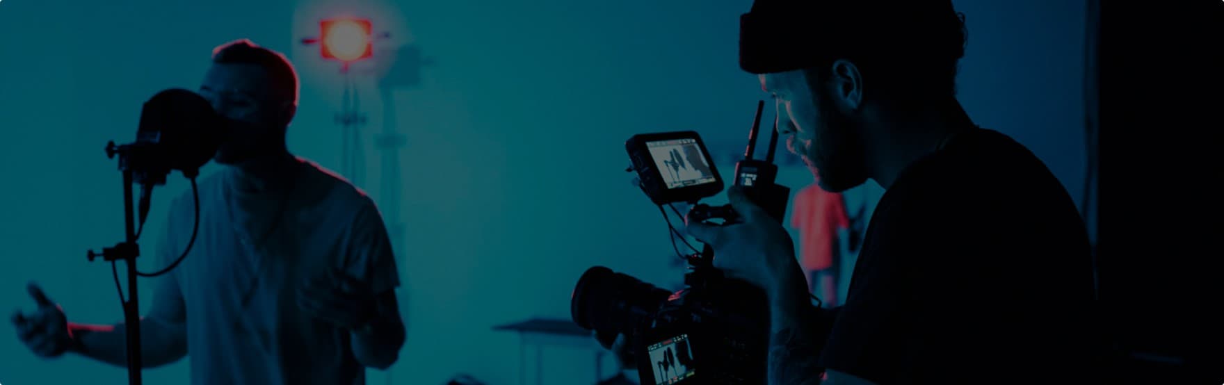 At NONAME, sound and image go hand in hand.